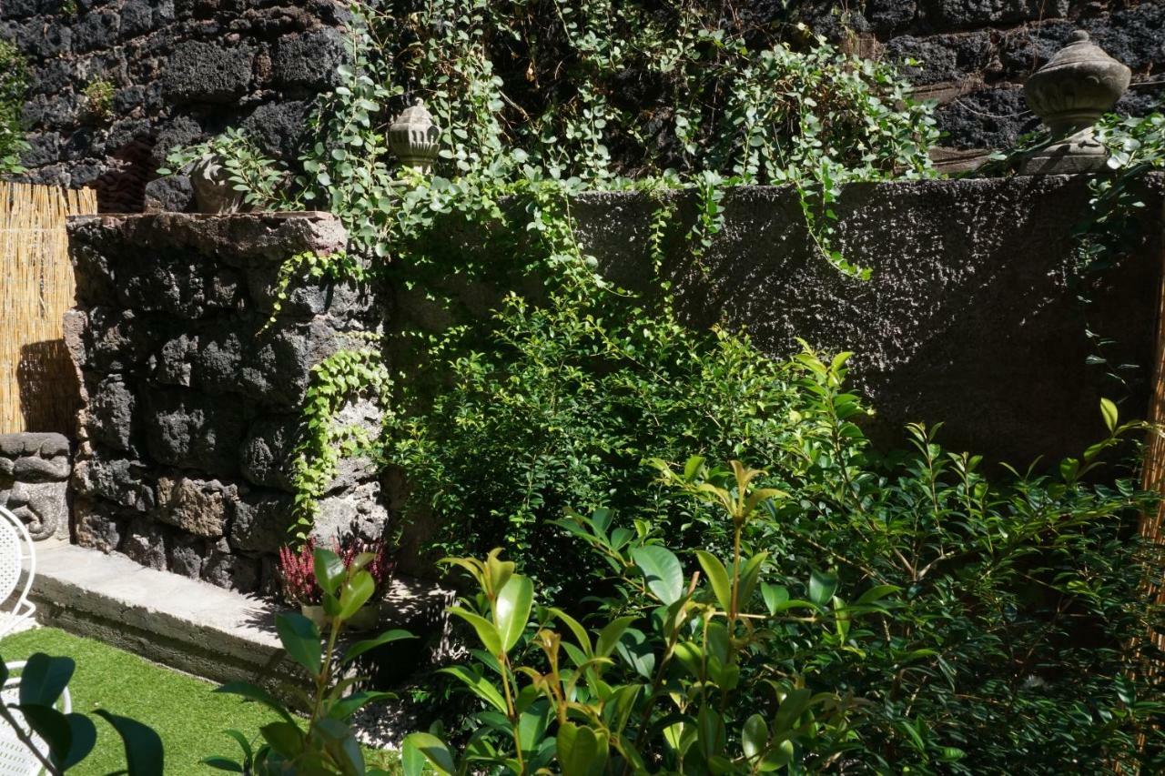 Appartamento Casa Gisé Aci Castello Esterno foto