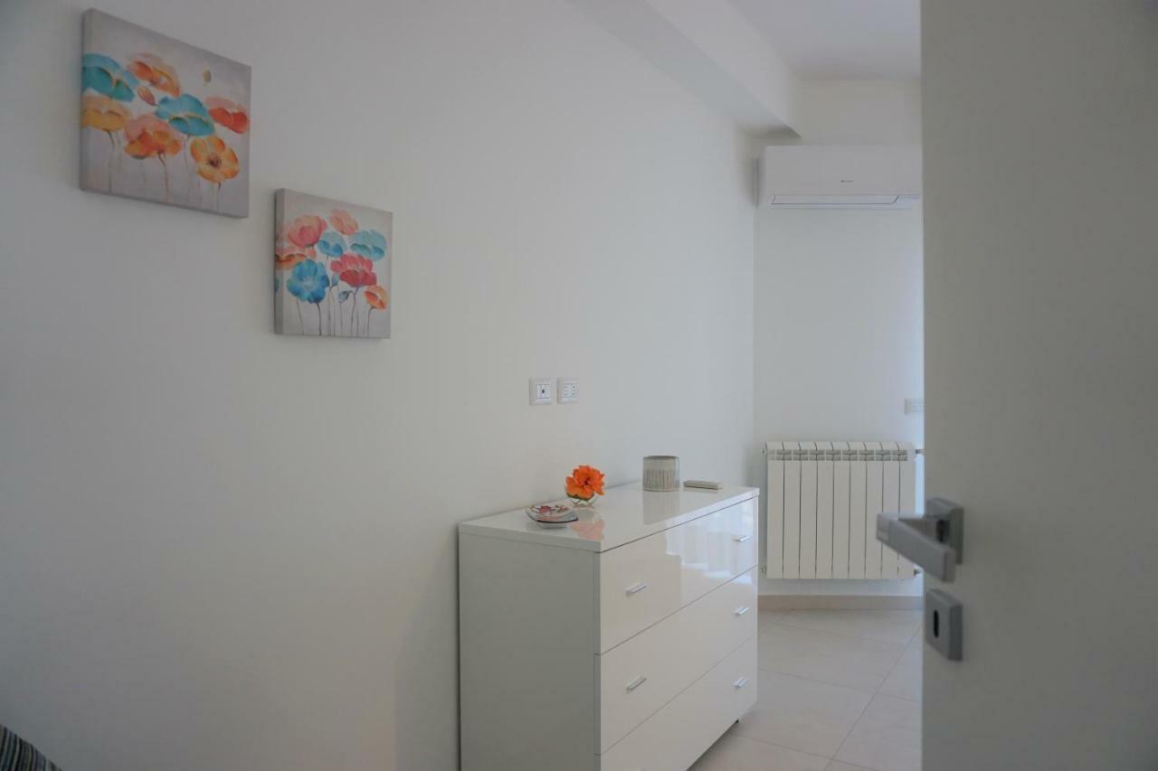 Appartamento Casa Gisé Aci Castello Esterno foto