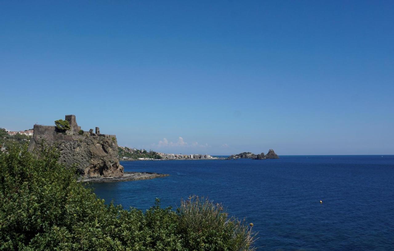 Appartamento Casa Gisé Aci Castello Esterno foto